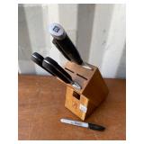 KNIFES AND BLOCK