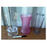 3 VASE GROUP
