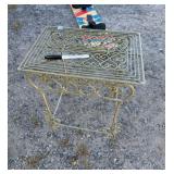METAL TABLE