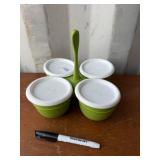 FOOD STORAGE CONTAINER
