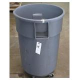 A Brute Commercial Waste Can