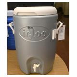 Igloo cooler