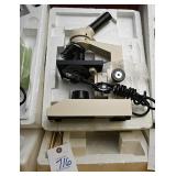 Swift MA2201 Microscope