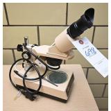 Swift Instruments International Student Microscope