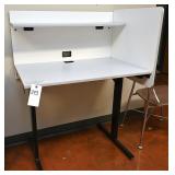 Laminate Work Station