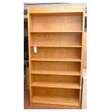 Oak wood bookcase w/ shelves