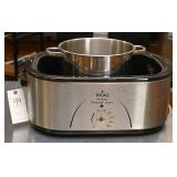 Rival 22 qt Roaster w/ stainless steel multi cooke