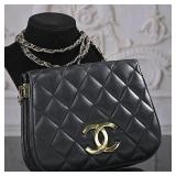 A Chanel Leather Shoulder Bag