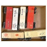 6 American Flyer Freight Cars