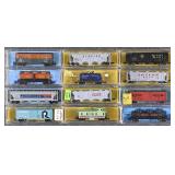 12 Atlas N Scale Freight Cars