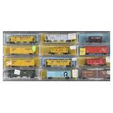 12 Atlas N Scale Freight Cars