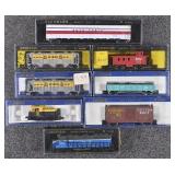 8 Bachmann N Scale Freight Cars