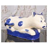 A Stoneware Crouching Cat