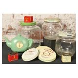 10Pc Vintage Kitchen Items