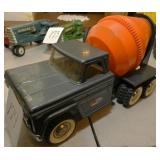 Structo Cement Mixer Truck