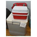 Ice Chest/Coolers