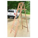 6ft wood step ladder