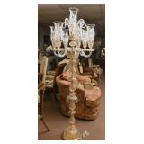 An Elegant and Impressive Morono-Style Crystal Flo