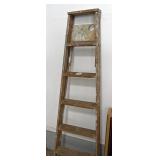 Wood Step Ladder