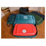 3 Pyrex Pans