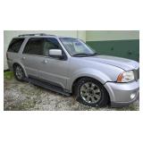 2004 Lincoln Navigator