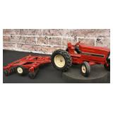 ERTL International Tractor