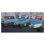 8 Pc Athearn Miniature  HO Gauge Rolling Stock