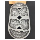 John Wright Cast Iron Dinosaur Cake Baking Pan