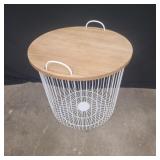 Wire basket table