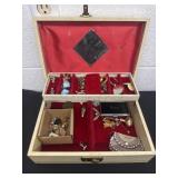 Vintage jewelry box with jewelry