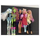 Monster high dolls
