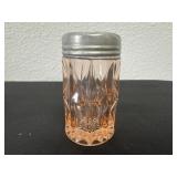3ï¿½ vintage Jeannette Glass salt or pepper shaker