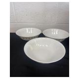 3 vintage Corelle 9ï¿½ bowls