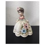 7ï¿½ vintage ceramic Lefton lady figurine,
