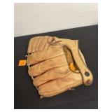 Gambles Hiawatha pro maker baseball glove