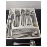 Group of dinner ware with organizer