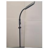 Tenergy floor lamp