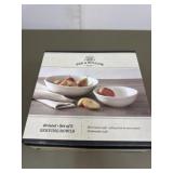 New bee and willow serving bowl set of 2