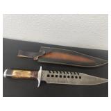 16ï¿½ Demarcus show knife with blade cut out and