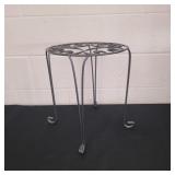 Metal plant stand