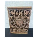15ï¿½x10ï¿½x5ï¿½ carved wood wine box