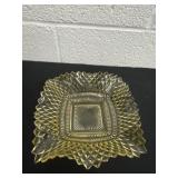 7ï¿½ vintage Federal Glass square candy dish