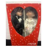 16ï¿½ vintage Geppeddo porcelain kissing dolls