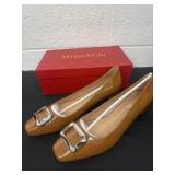 New Womenï¿½s size 10 shoes