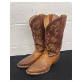 Nocona western-style Boot unknown size