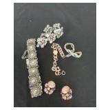 Group of misc jewelry