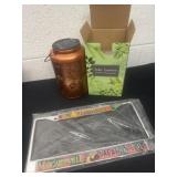 Margaritaville plate cover and solar lantern