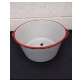 Vintage 8.5 x 4.5 in enamelware pot