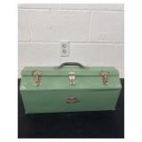 Metal tool box
