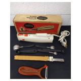Vintage Sunbeam electric slicing knife with